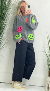 Γυναικείο πουλόβερ με πλεκτό smiley